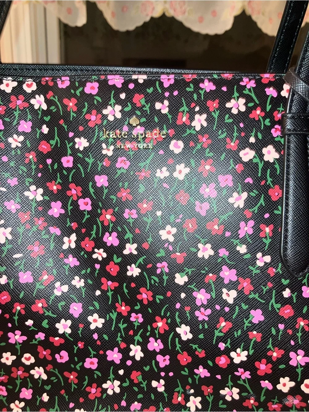 Kate Spade-NEW Tote. 12x15 Black Floral Small Pink & White Flower Tote 3 Pockets